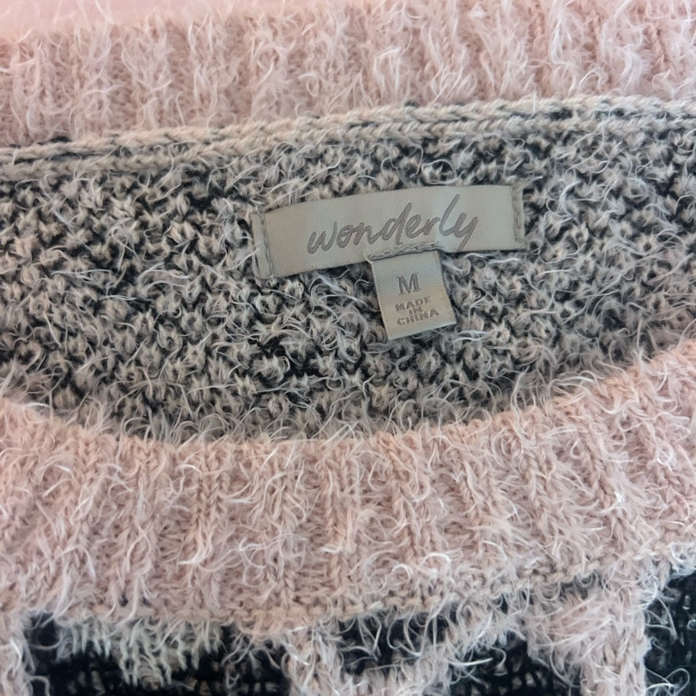 Pink sweater! - Picture 2 of 2